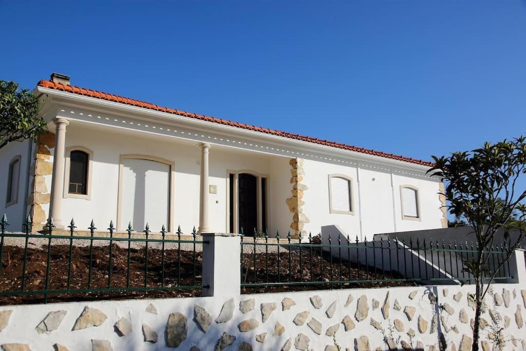 Villa Casa Davo Leiria Exterior foto